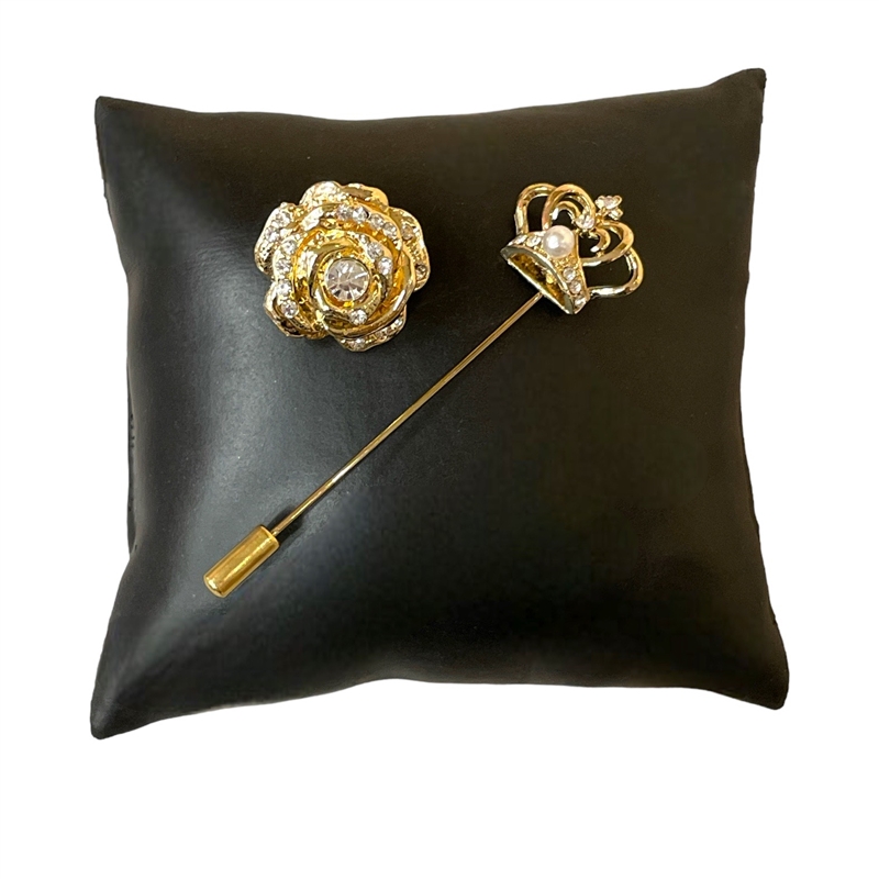 31243S SMALL  GOLD ROSE &CROWN SET OF 2 BROOCH