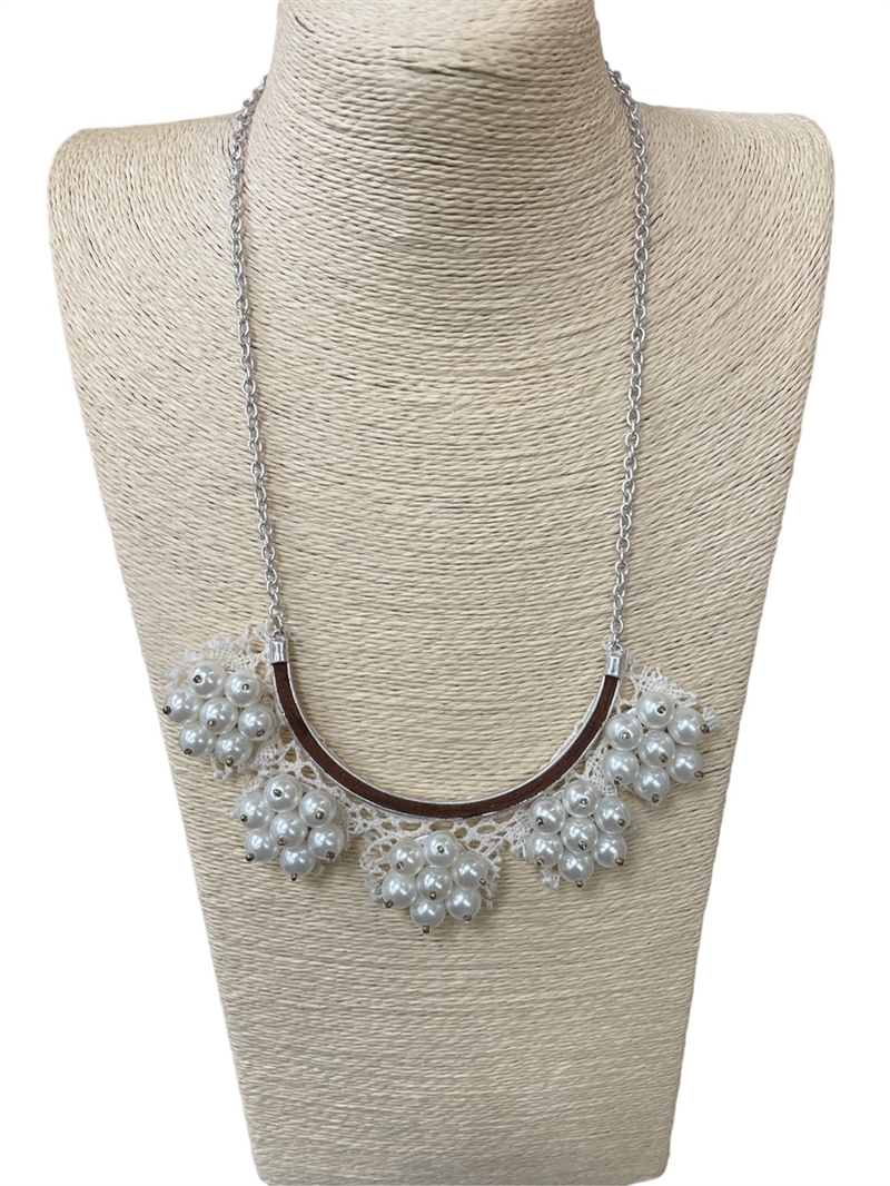 5007 FRESH WATER PEARL & CRYSTAL NECKLACE