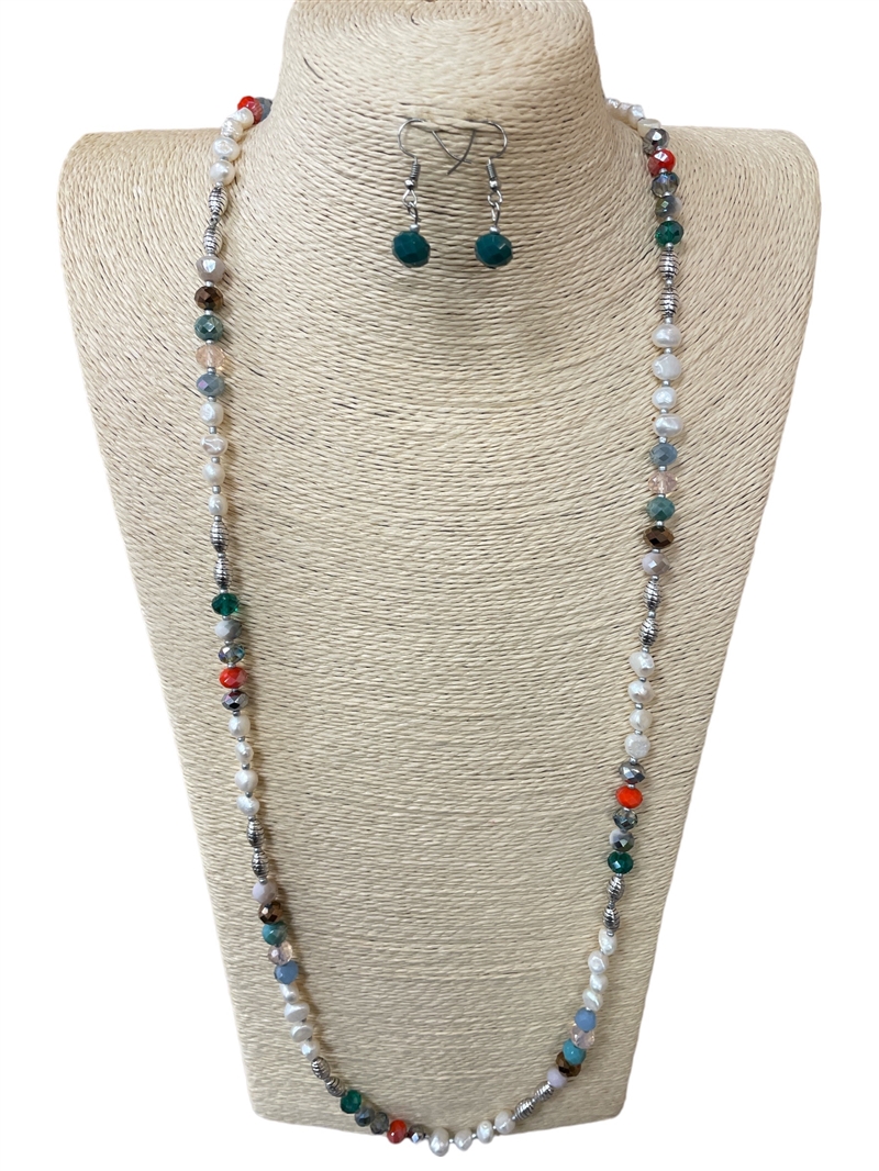 500F  FRESH WATER PEARL & CRYSTAL LONG NECKLACE