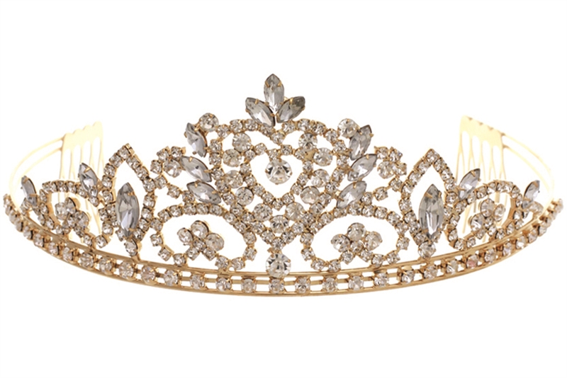 60402 CLEAR RHINESTONE HEART CENTERED TIARA