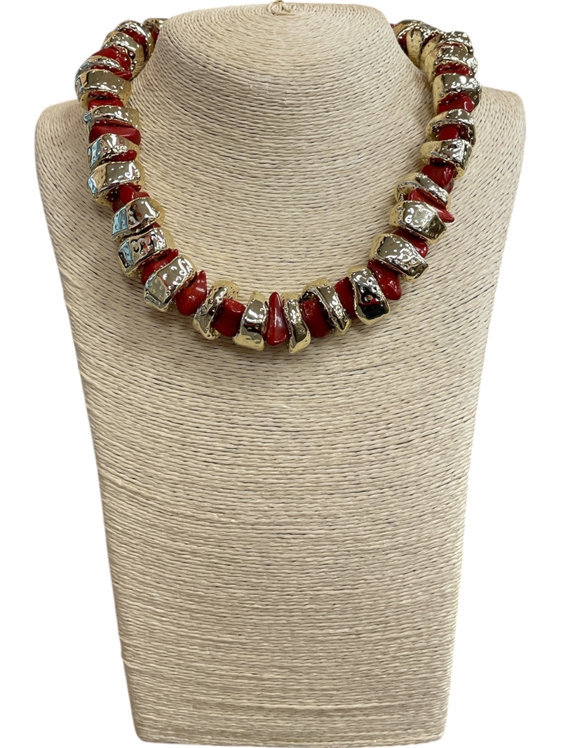 60NRD RED AND GOLD CHUNKY ACRYLIC NECKLACE