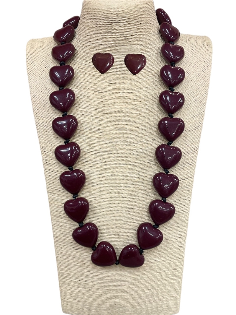 82275 BURGUNDY HEART NECKLACE AND EARRING SET