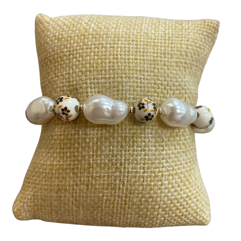 84437 PEARL BROWN FLORAL BEADED STRETCH BRACELET