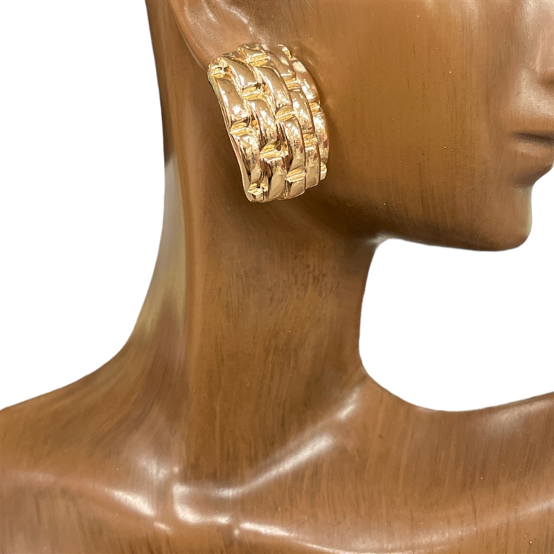 AE31413 CHUNKY SQUARE STUD EARRINGS