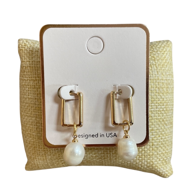 AE4724 RECTANGLE PEARL DROP EARRINGS