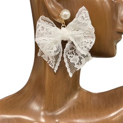 AE4860  WHITE LACE BOW EARRINGS