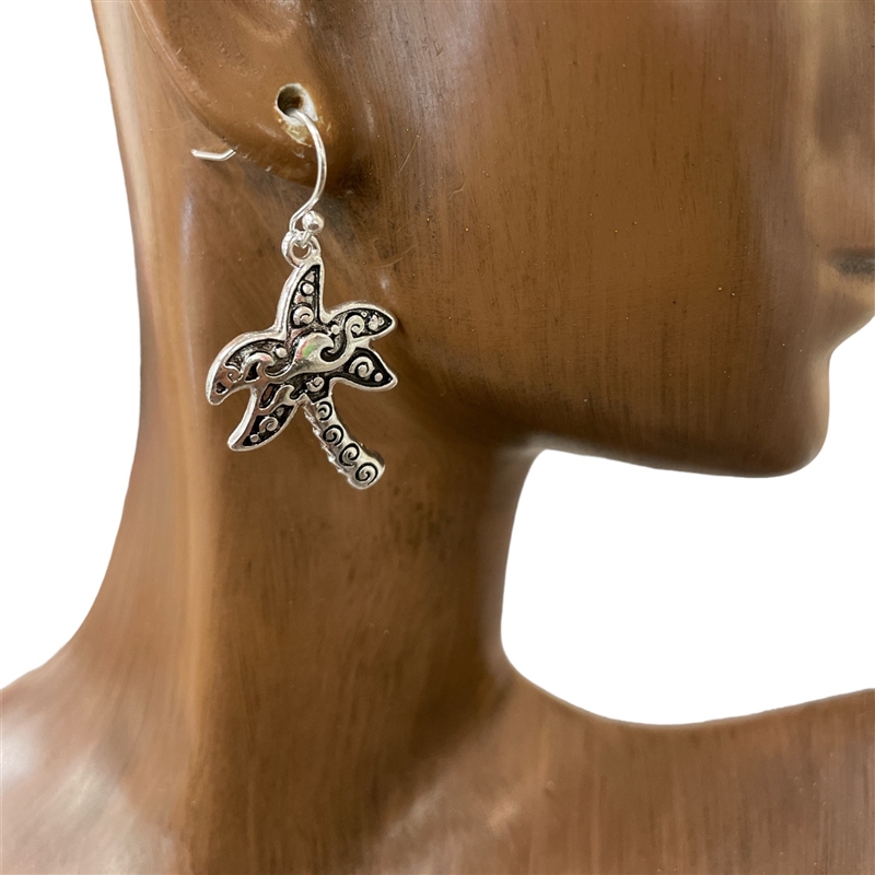 AE5327 ANTIQUE SILVER PALM TREE EARRINGS