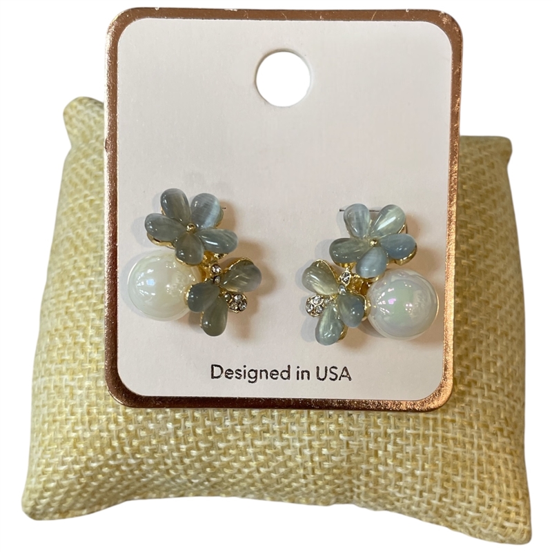 AE5932 GOLD SMALL FLOWER CLUSTER STUD EARRINGS