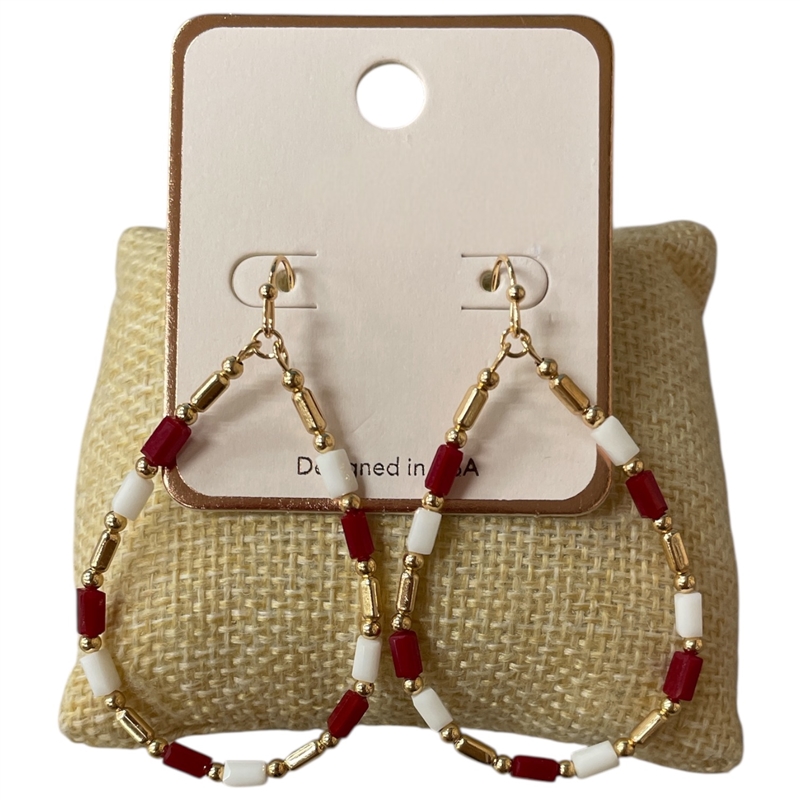 AE6096BG  GOLD BURGUNDY WHITE BEADED ROUND EARRINGS