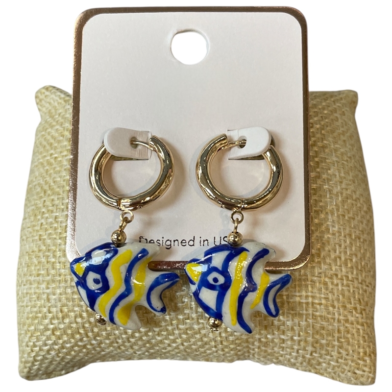 AE6162 COLORFUL CERAMIC FISH DROP HUGGIE HOOPS