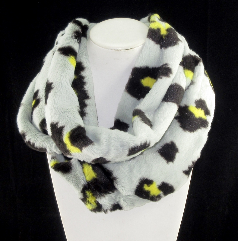 APSC002 LEOPARD PRINT CHUNKY INFINITY SCARF