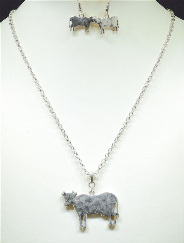 AS5771 HAMMERED COW NECKLACE SET