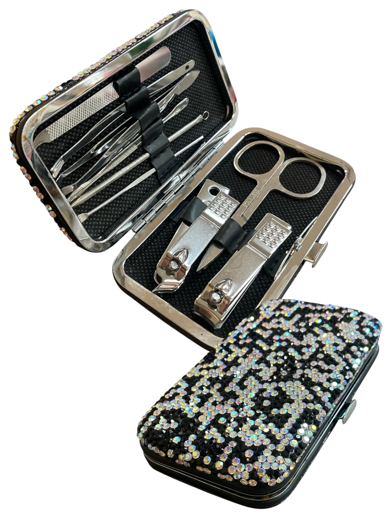 B740 BLACK RHINESTONE TRAVEL MANICURE SET