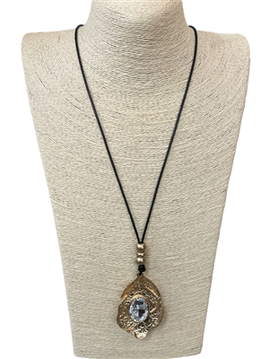 BT-41 LEAF CRYSTAL STONE IN CENTER LONG NECKLACE