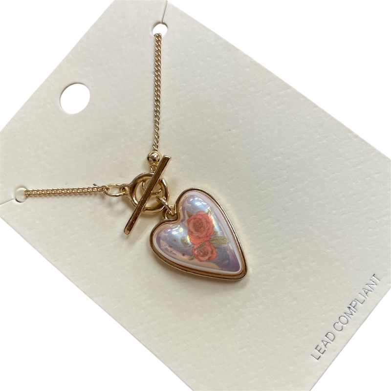 C3N2843 WHITE HEART ROSE IN CENTER NECKLACE