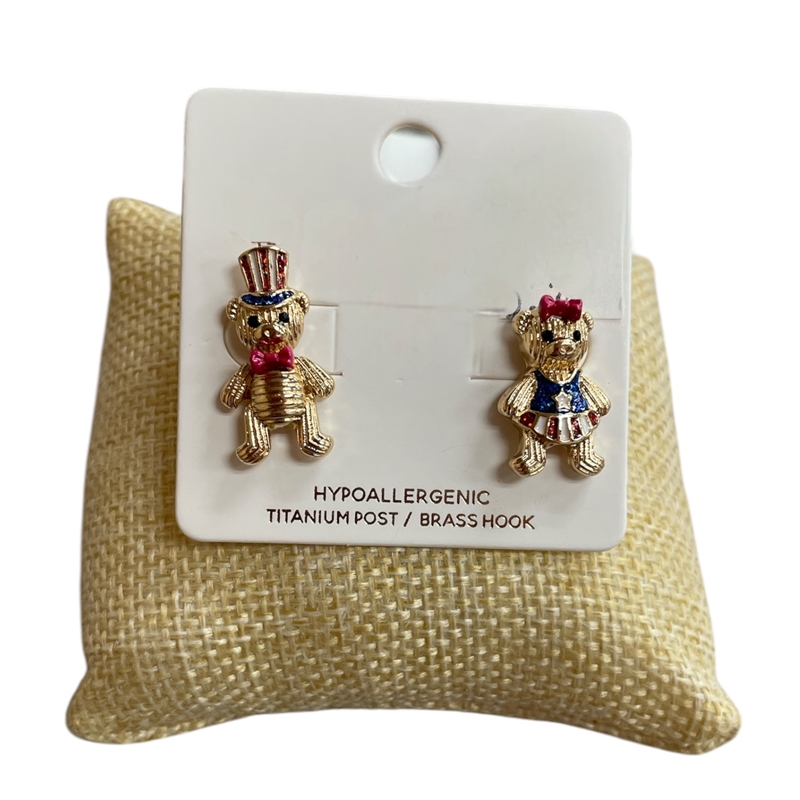 C4E2407  TEDDY AMERICAN FLAG SMALL STUDS EARRINGS