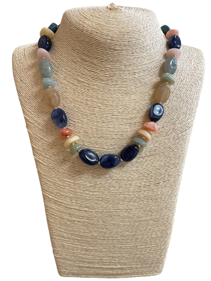 C5N2402 ACRYLIC MULTI BEADED SHORT NECKLACE