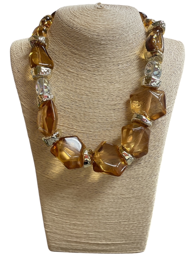 C65B  BROWN ACRYLIC CHUNKY NECKLACE