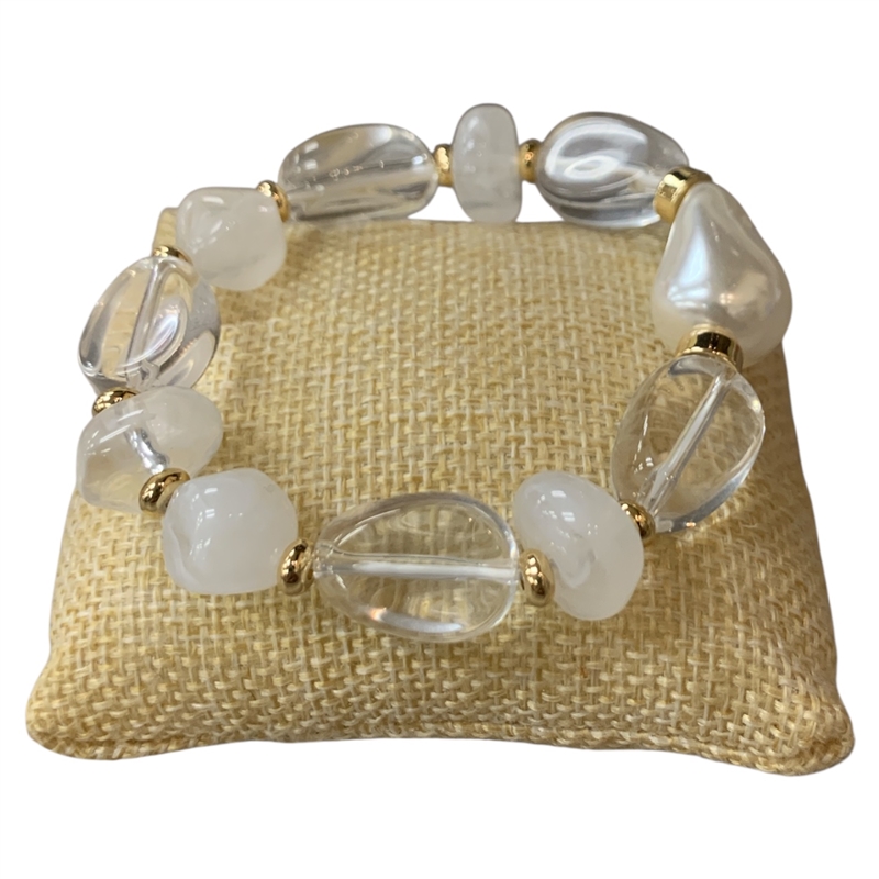 C6B2254 CLEAR ACRYLIC PEARL BRACELET