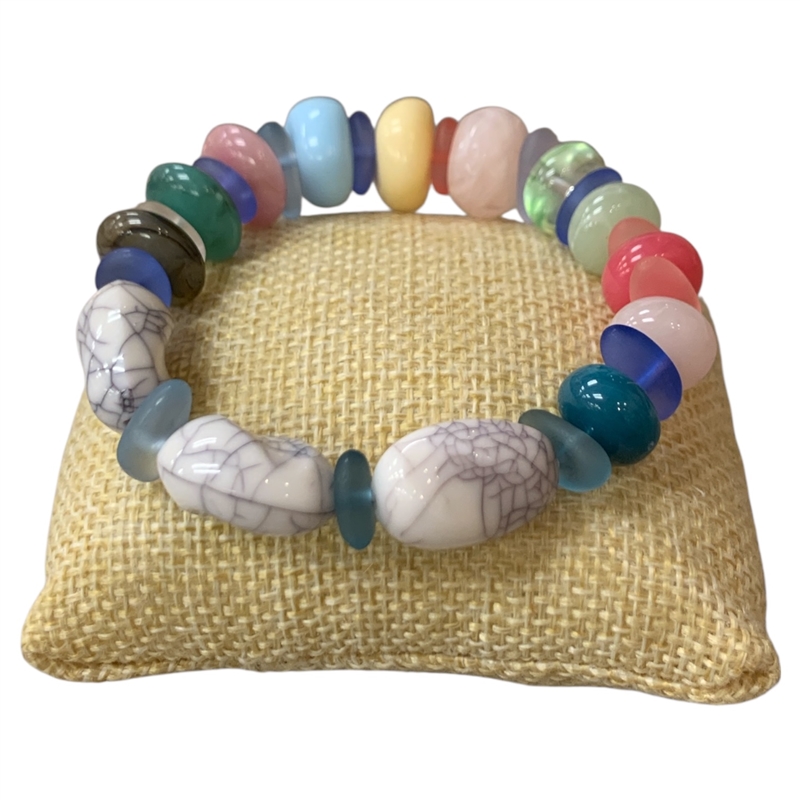 C6B2307 MULTI BEADED ACRYLIC BRACELET