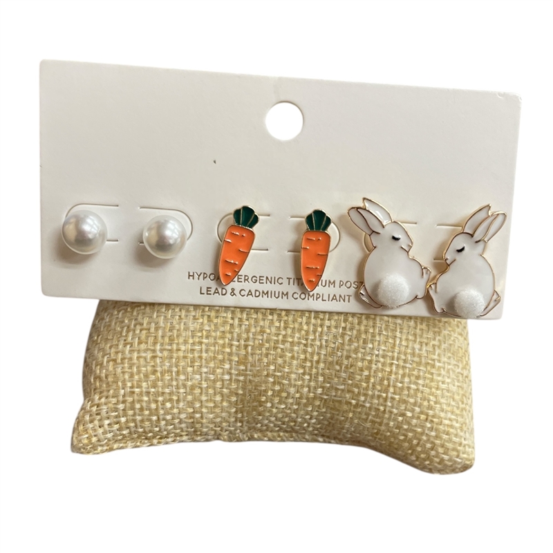 C2ES2220  WHITE BUNNY & CARROTS 3PCS SET EARRINGS