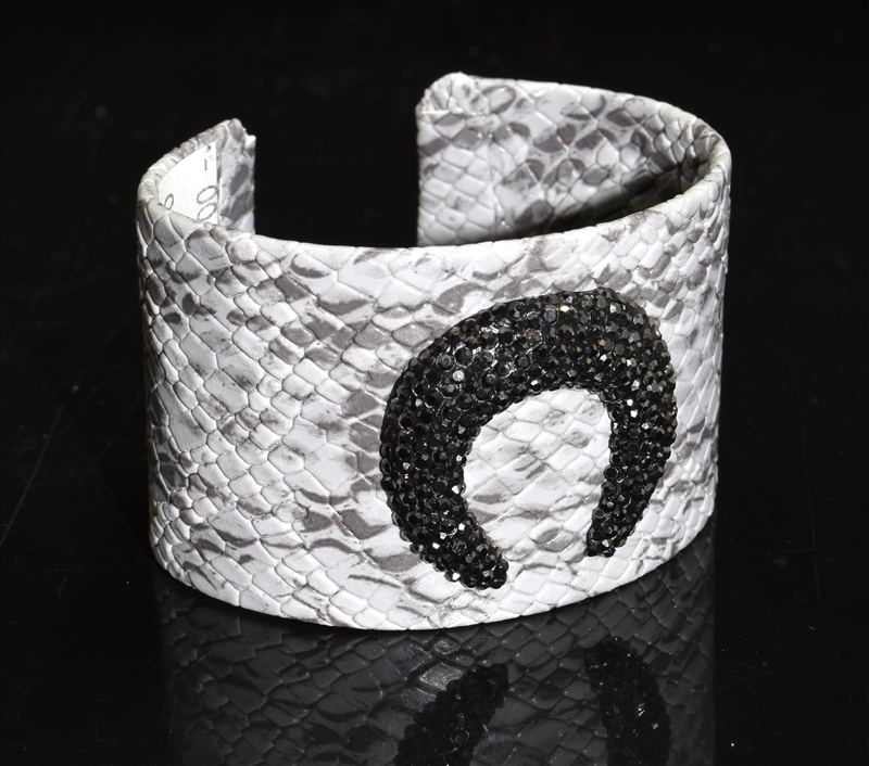 CB131 Crescent Rhinestone Light Gray Snake Skin Bangle