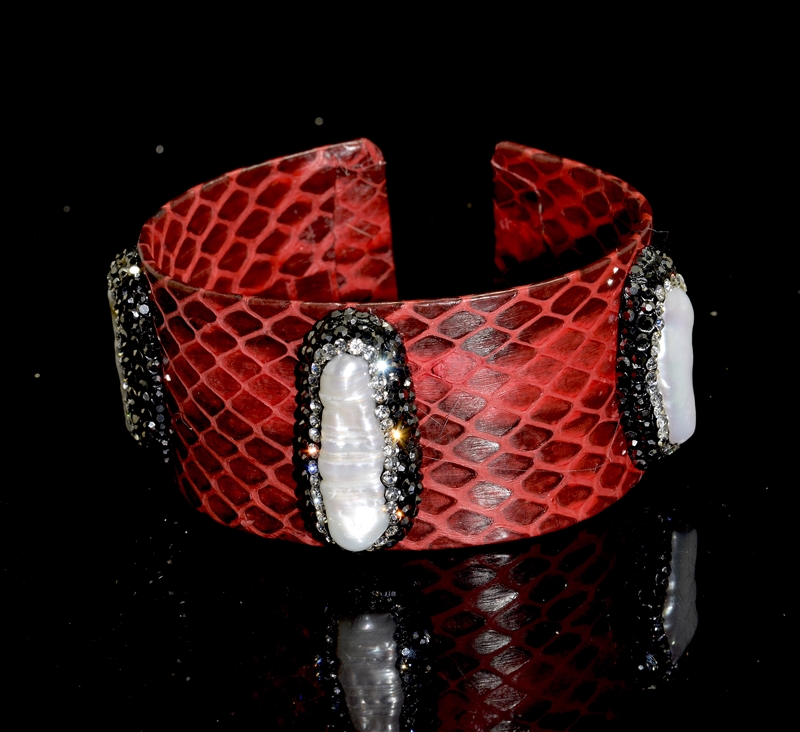 CB139 RED SNAKE SKIN BANGLE