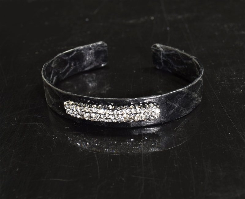 CB158 BLACK SNAKE SKIN BANGLE