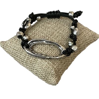 CBL7114  OVAL  BEADED BLACK LEATHER BRACELET