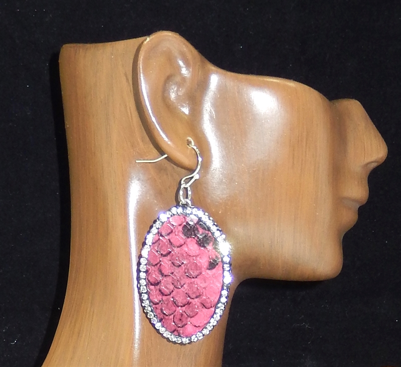 CD133 PINK/BLACK OVAL CLAY DRUZY SNAKESKIN EARRINGS