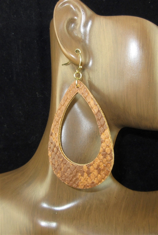 CE1122 OPEN TEARDROP SNAKE SKIN LEATHER EARRINGS