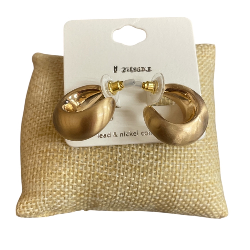 CE1180   LIGHTWEIGHT SMALL   HOOP EARRINGS