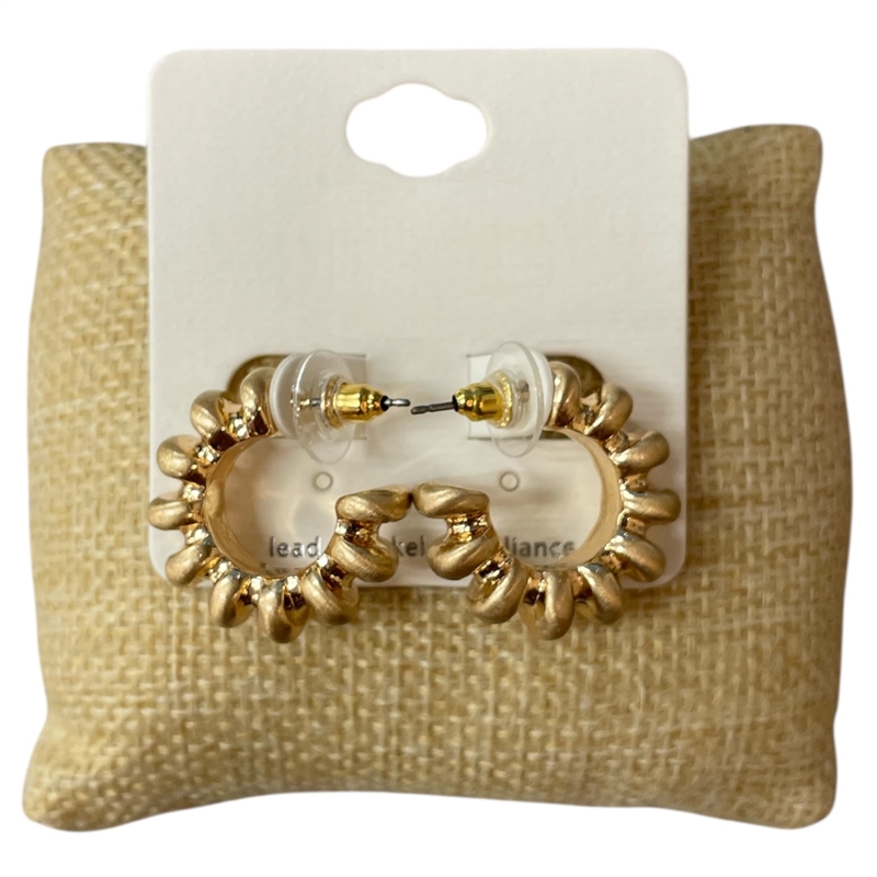 CE1608 MATTE OPEN HOOP EARRINGS