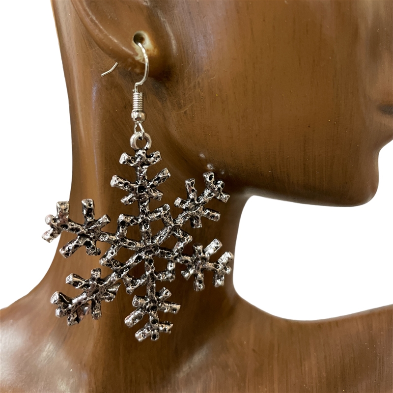 CE7917 ANTIQUE SILVER SNOWFLAKE  EARRINGS