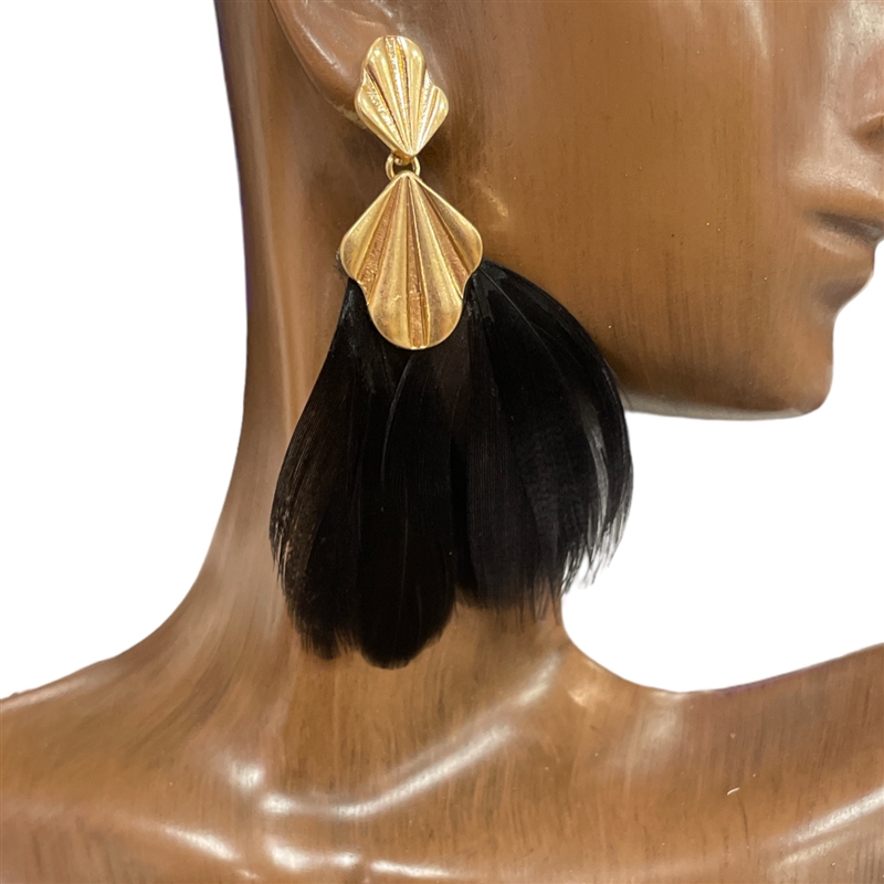 CIE2831 GOLD & FEATHER EARRINGS