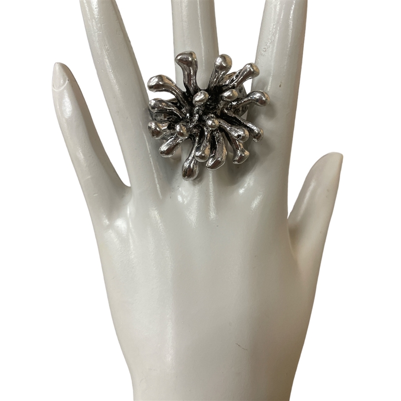 CR2046 ANTIQUE SILVER  FLOWER STRETCH RING