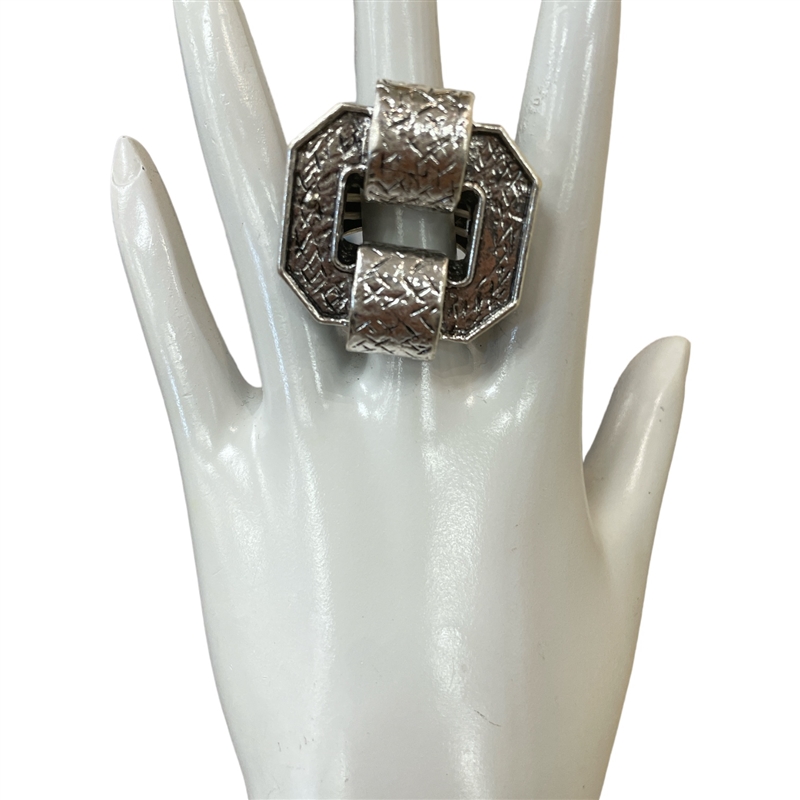 CR2052  ANTIQUE SILVER SQUARE  STRETCH RING