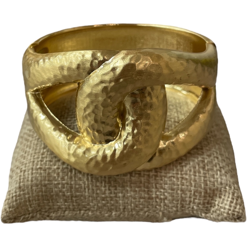DR07 MATTE TEXTURED TWISTED CHUNKY BRACELET