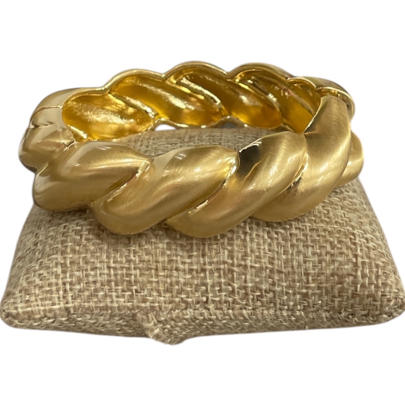DR109  MATTE GOLD  BRACELET