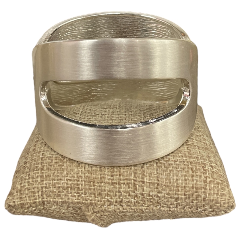 DR115 MATTE SILVER CHUNKY BRACELET