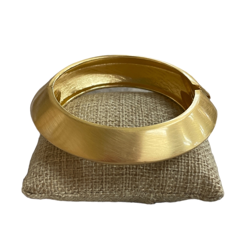 DR22O  MATTE OVAL BRACELET