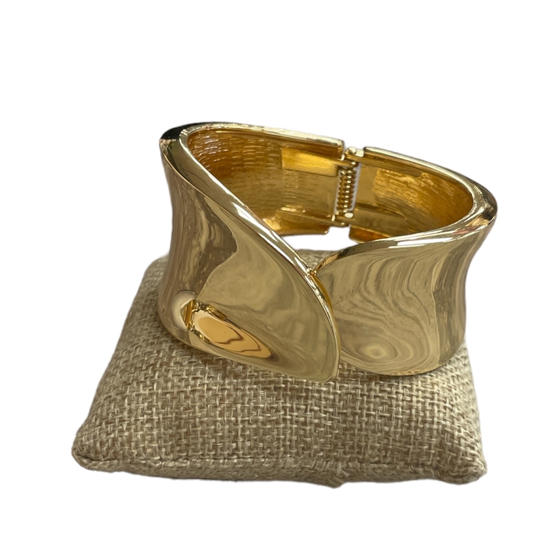 DR24L  SHINY GOLD LEAF  BRACELET