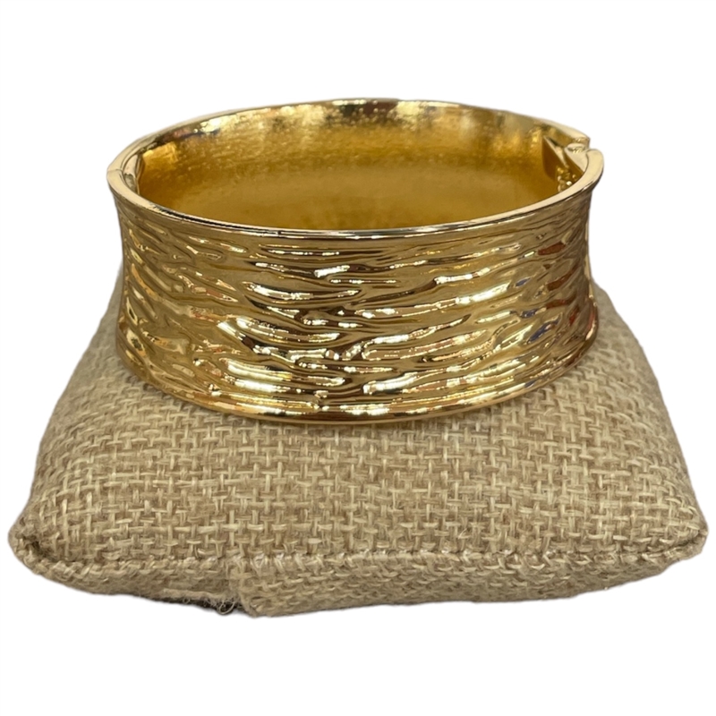DR402 HAMMERED SHINY GOLD BRACELET