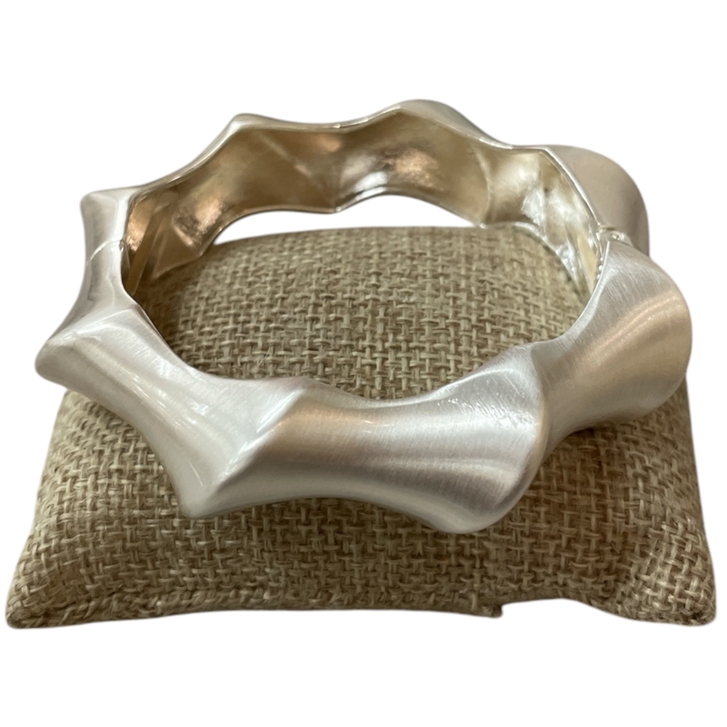 DR406 MATTE SILVER TWIST CHUNKY BRACELET