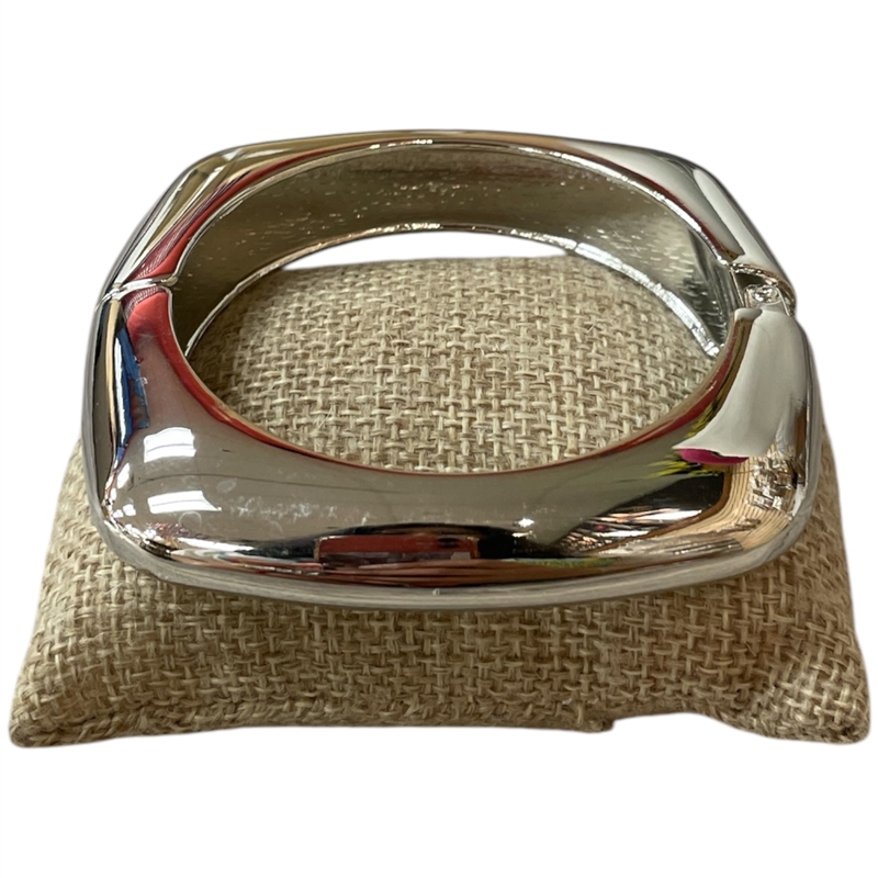 DR407 SILVER PUFFED SQUARE CHUNKY BRACELET