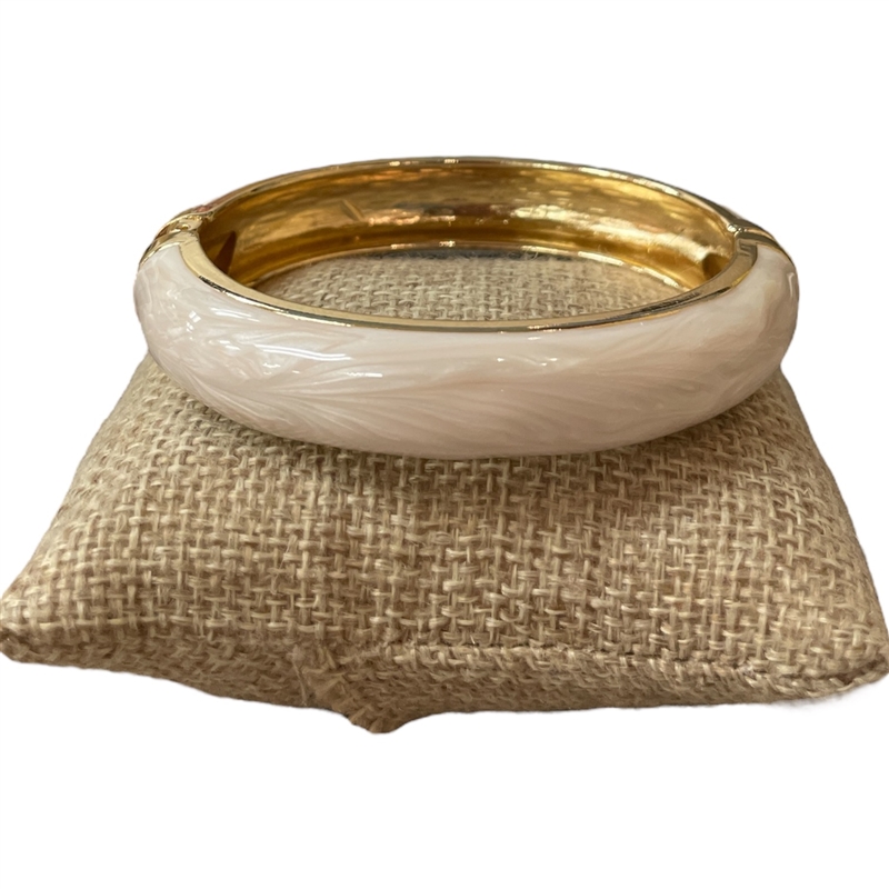 DRO143 IVORY ENAMEL GOLD CHUNKY BRACELET