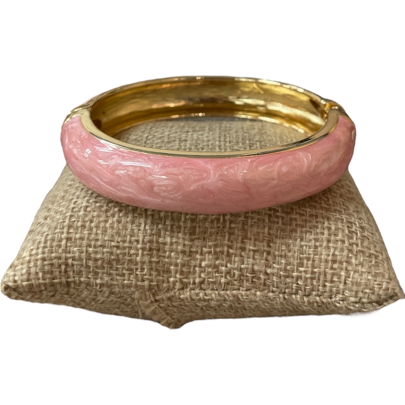 DRO145 LIGHT PINK ENAMEL GOLD CHUNKY BRACELET