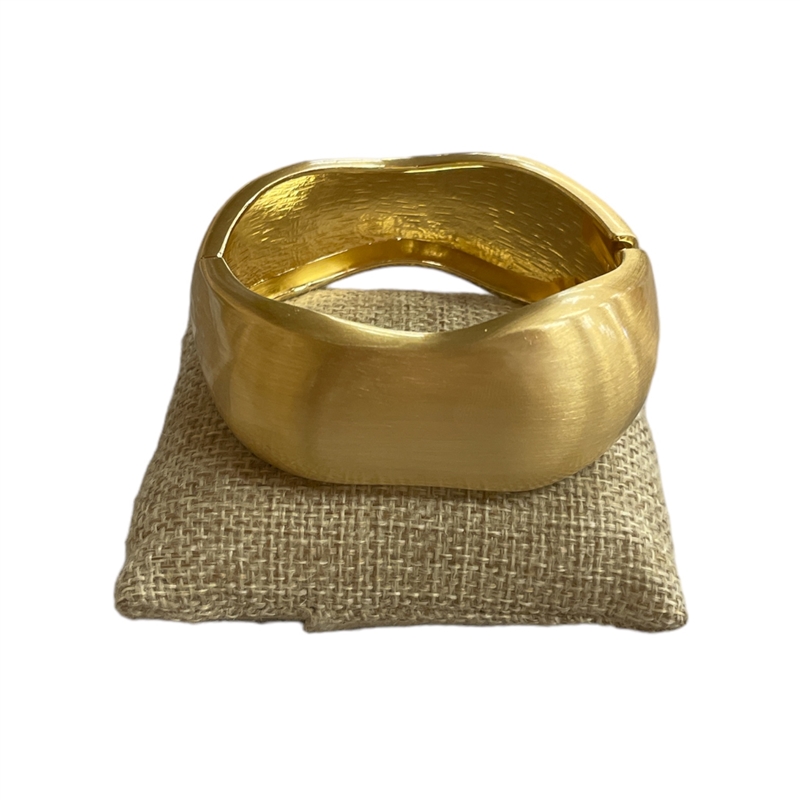 DRO37M  MATTE GOLD CHUNKY BRACELET