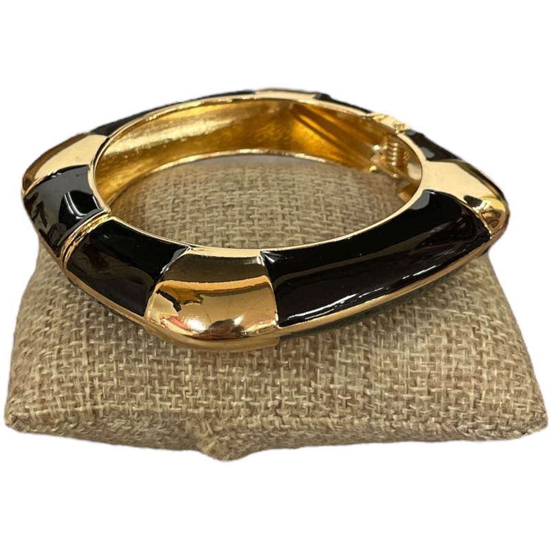 DRO76 SQUARE BLACK ENAMEL GOLD CHUNKY BRACELET