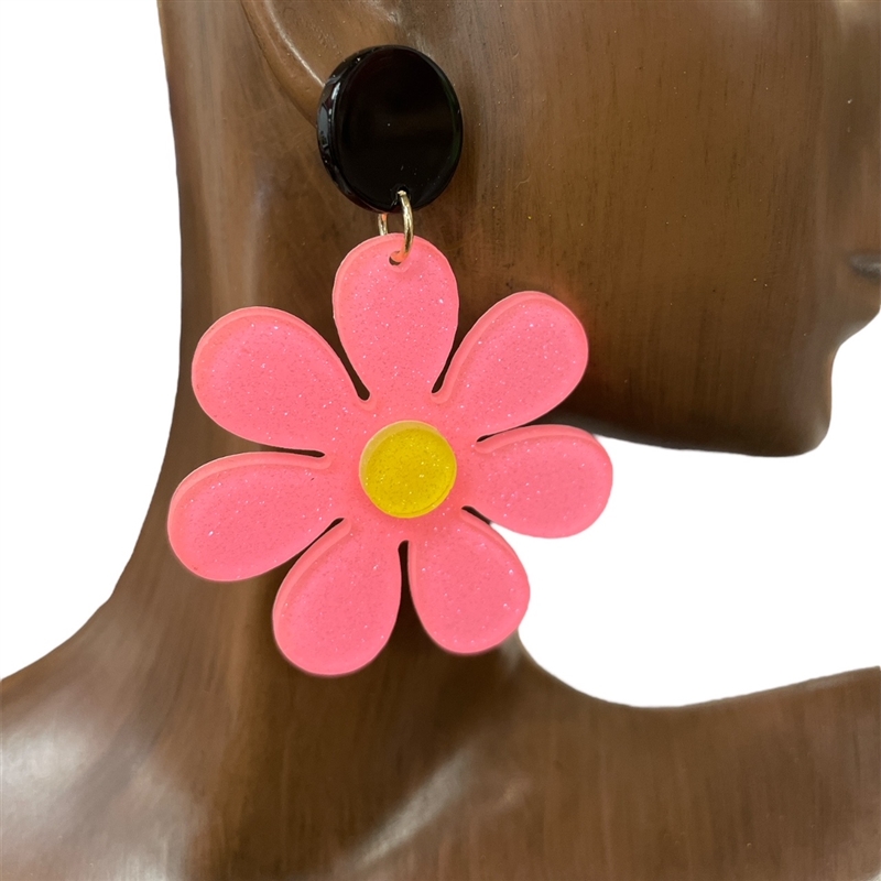 EJ73772   DAISY ACRYLIC  EARRINGS